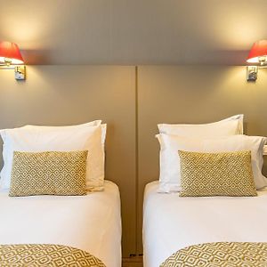 Standard Zimmer mit Kingsize-Bett